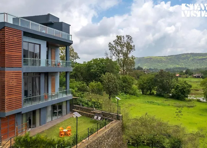 Stayvista At The Glen With Private Pool, Jacuzzi & Bbq Lonavala